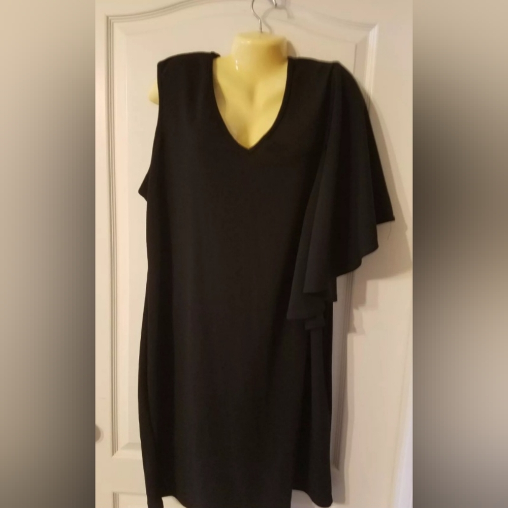 NWT Ashley Stewart Black Asymmetrical Sleeve Dress Sz 22/24